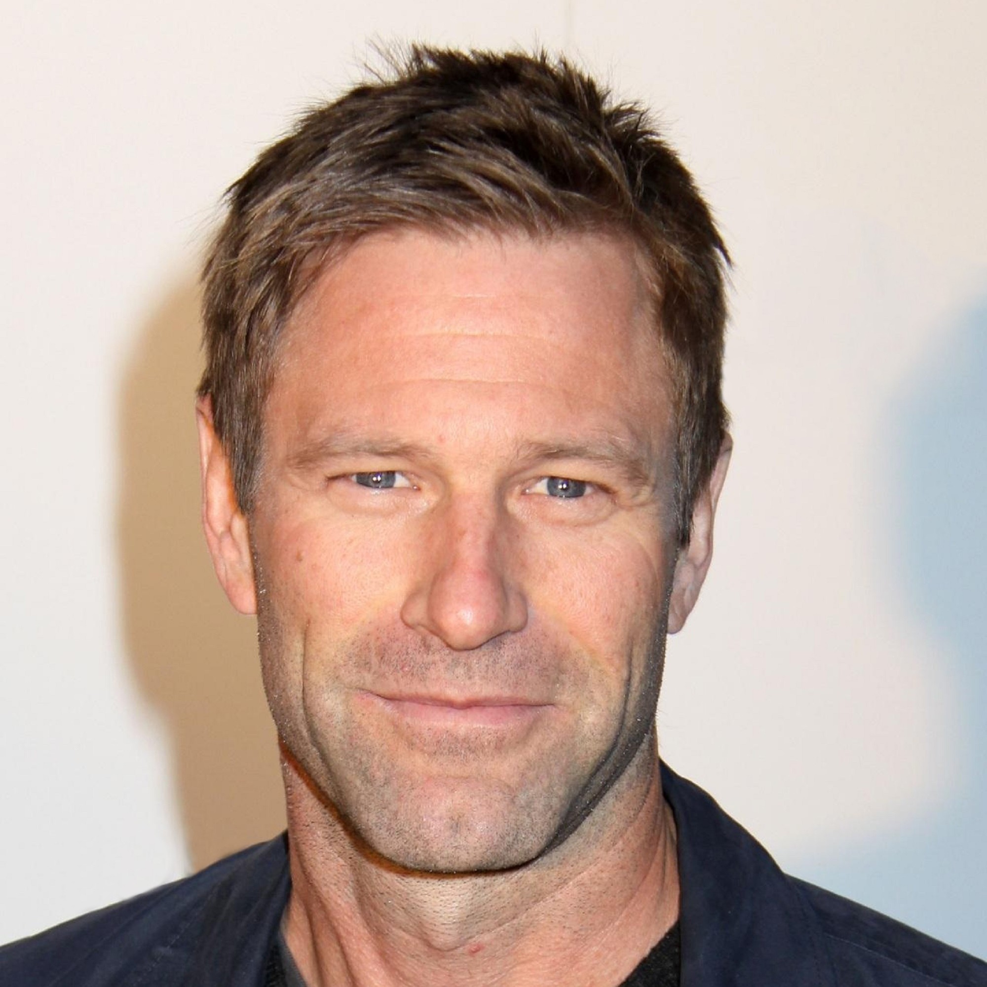 Aaron Eckhart handsome